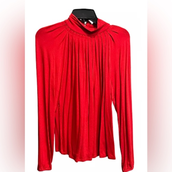 Michael Kors Red Turtle Neck Women's
Blouse Top - Picture 4 of 11